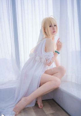 三男一女吃奶添下面视频_HD高清完整版播放