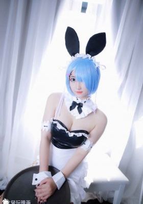 异国女郎在巴黎_720在线手机播放
