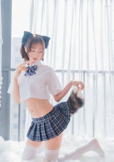 自由广场_超清电影完整版