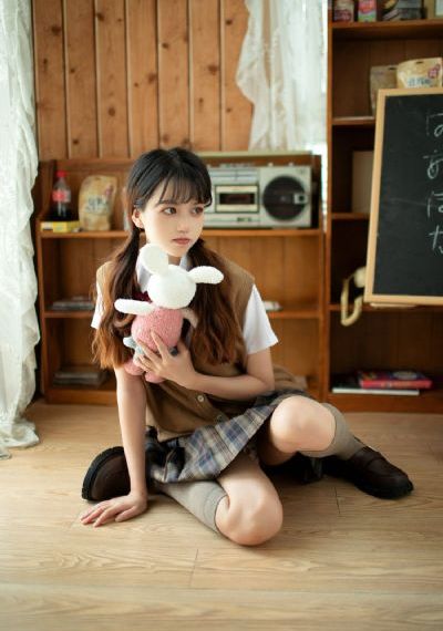 双乳涨鼓奶水喂奶电影_未删减完整版
