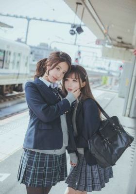 女朋友妈妈是上司_电影无删减版