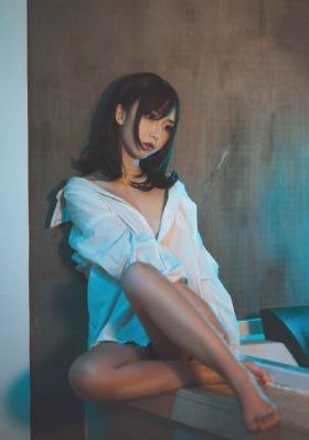 年轻漂亮的后妈4_720在线观看电视